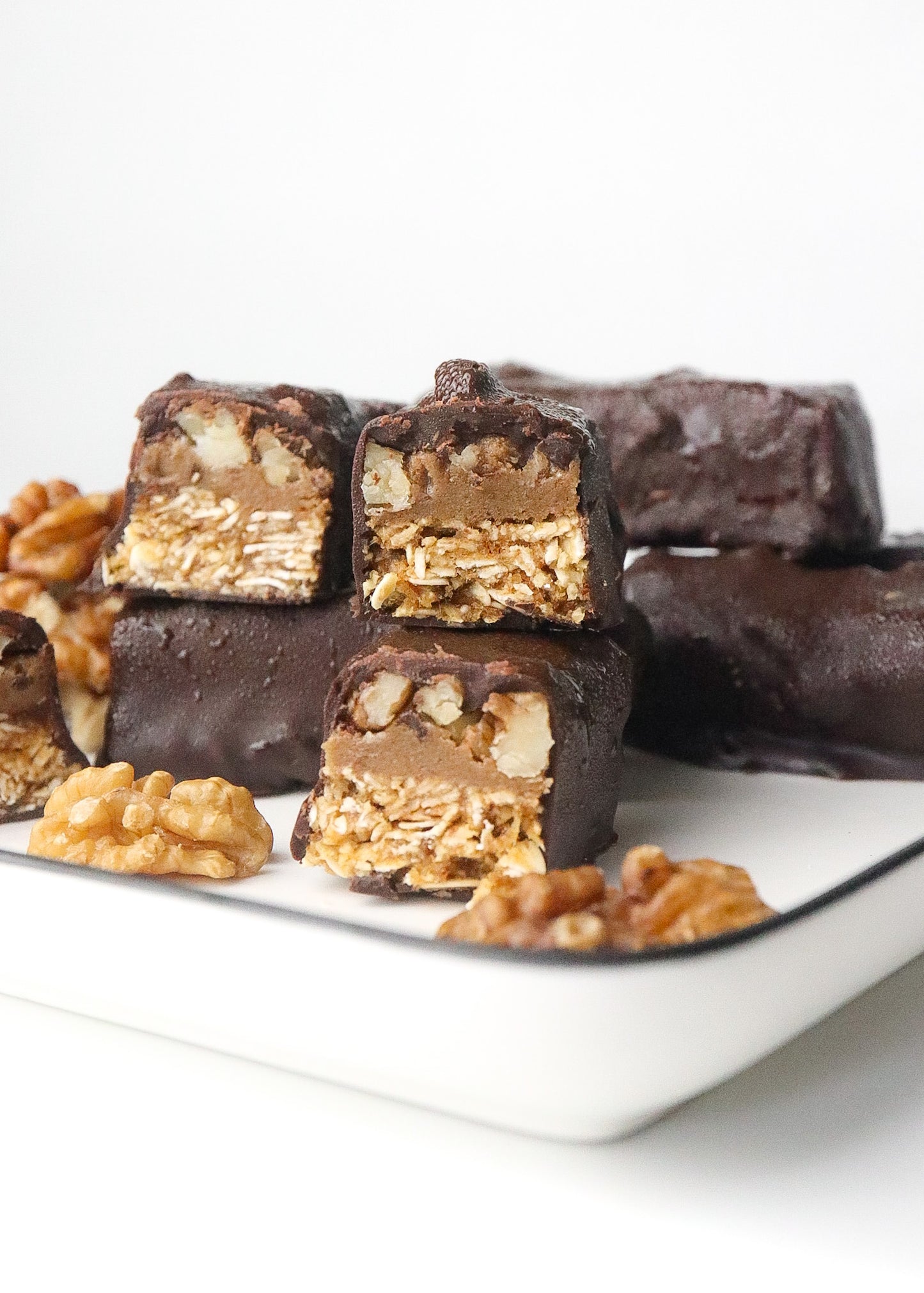Best Seller: Walnut Chocolate Protein Bars - 65 grams (5 Pieces)