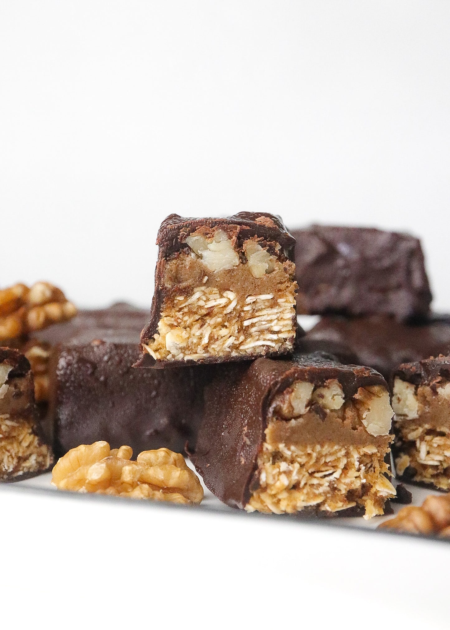 Best Seller: Walnut Chocolate Protein Bars - 65 grams (5 Pieces)