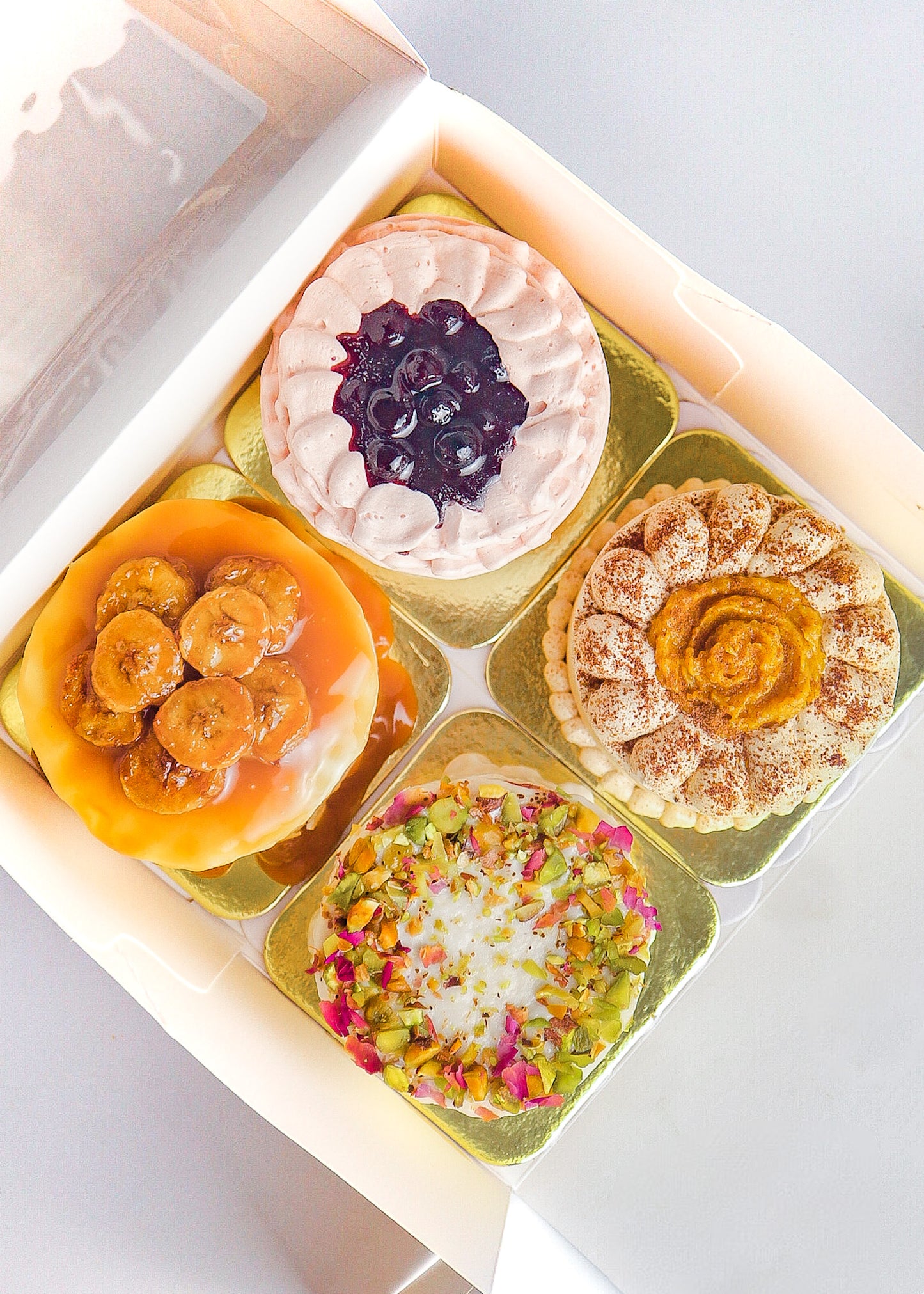 Taste of Home Cakes Holiday Gift (Assorted Box of 4, 3.5- Inch Cakes) (Pre-order: 3-Day Lead Time)