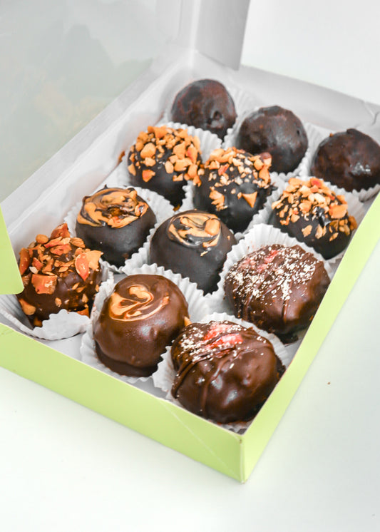 Assorted Truffles - Mixed of Pea Protein and Cake Truffles (Up To 6-7 Flavors)