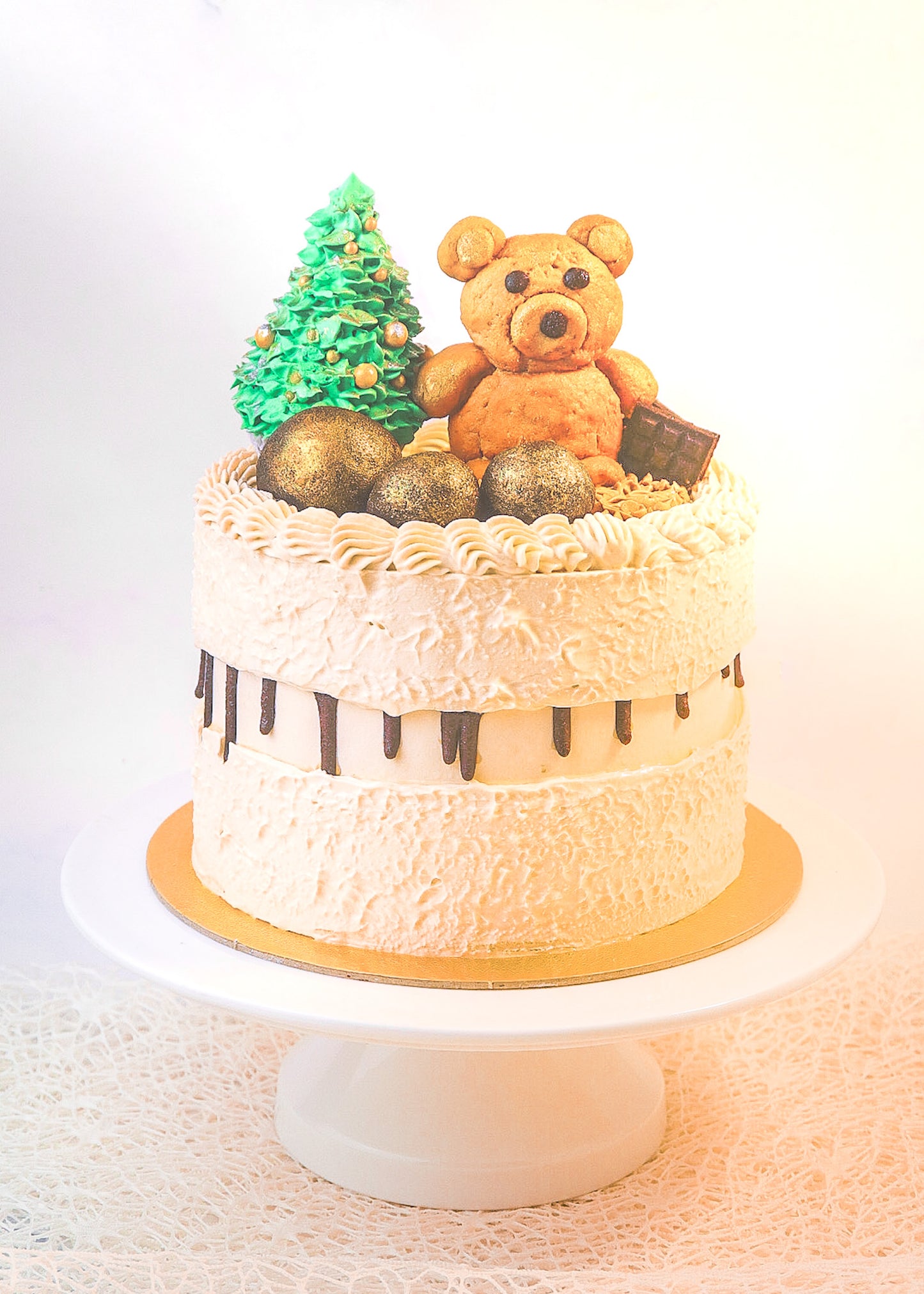 Teddy's Christmas Tree: Dates Mocha Chocolate Cake 6"x5" (Pre-order for December)