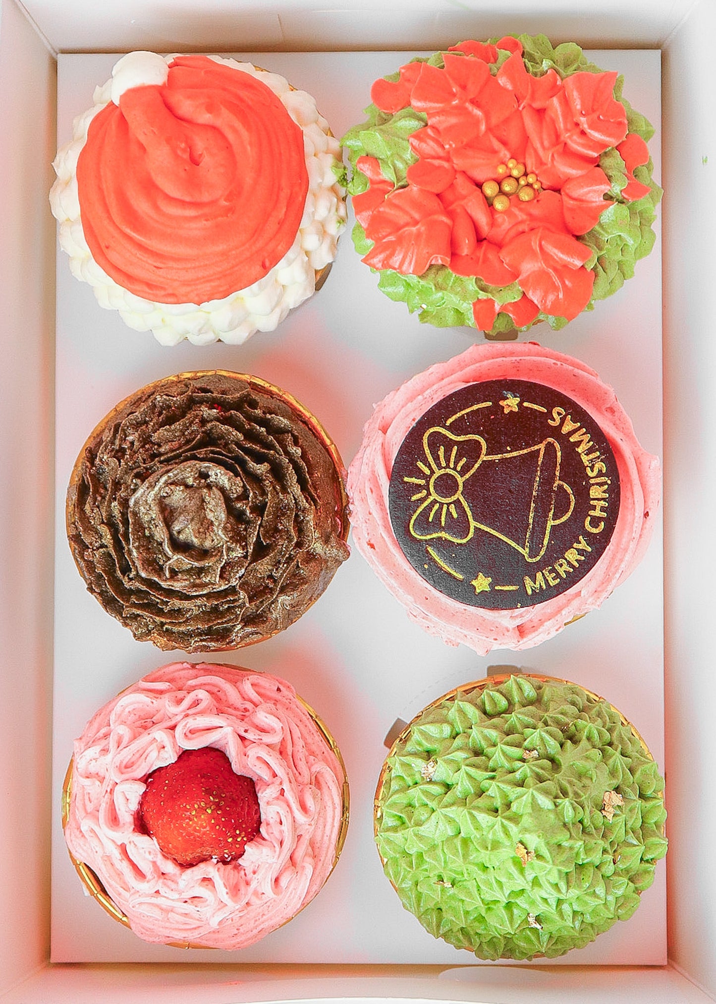 Christmas Holiday Cupcakes (6 Pieces) (Pre-order for December 15-24)