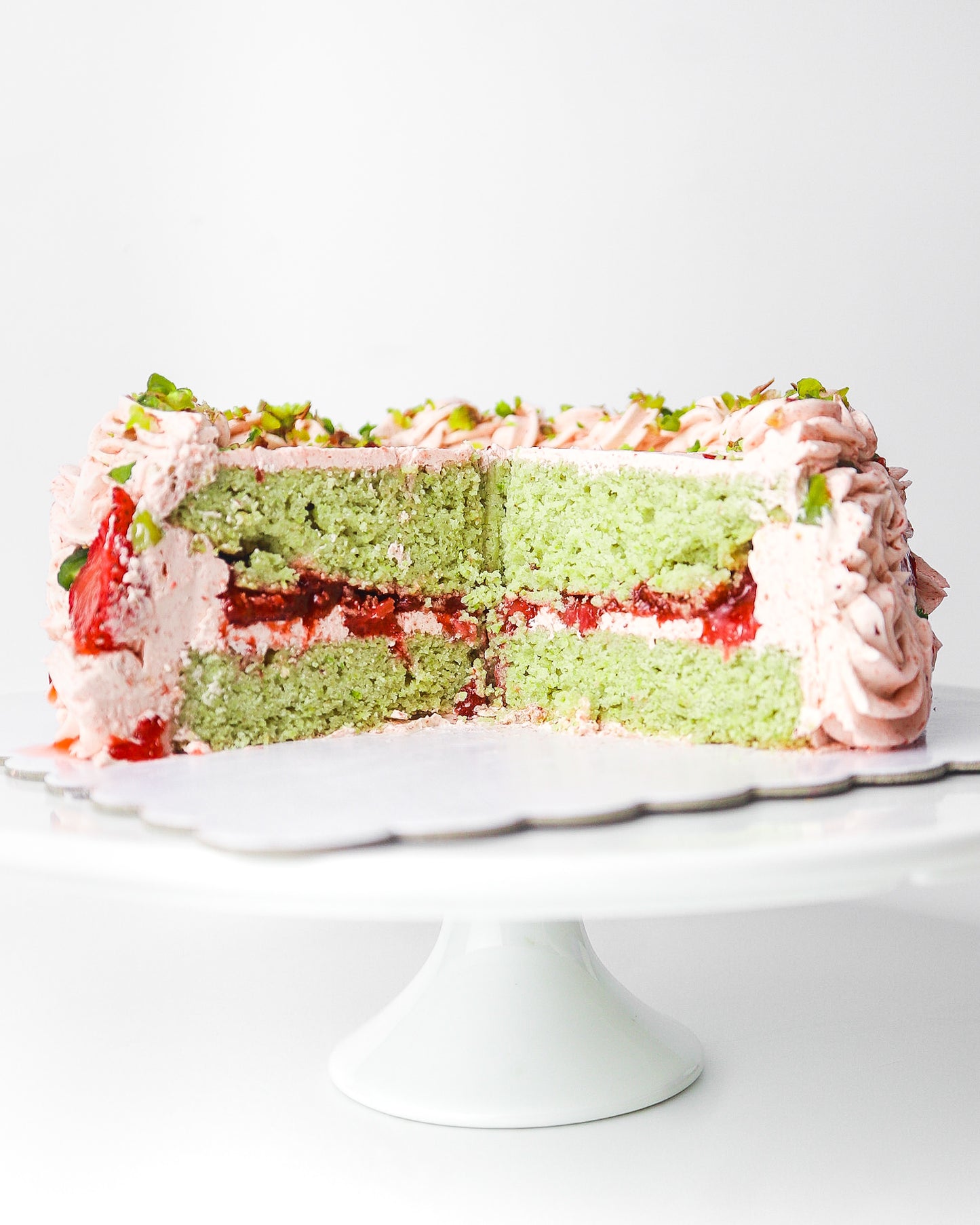 Strawberry Pistachio Cake (Pre-order: 3-Day Lead Time)